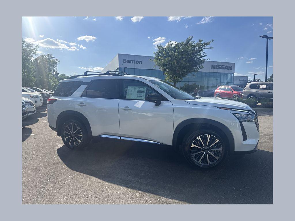 New 2026 Nissan Pathfinder Platinum