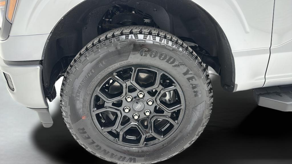 2026 FORD F-150 XLT 照片 8