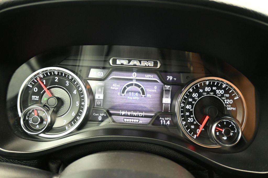صورة مصغرة 16 لـ 2021 RAM 1500 LARAMIE