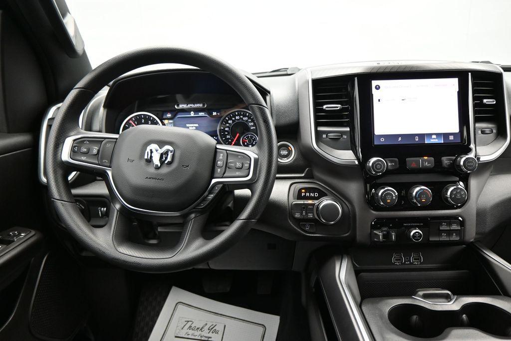 2026 RAM 1500 EXPRESS — миниатюра 13