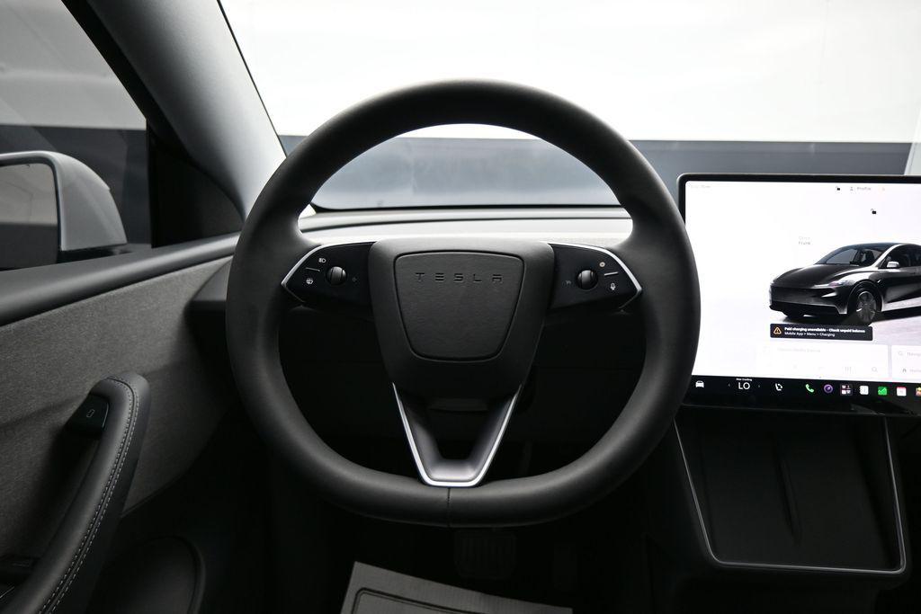 صورة مصغرة 15 لـ 2026 Tesla MODEL Y REAR-WHEEL DRIVE