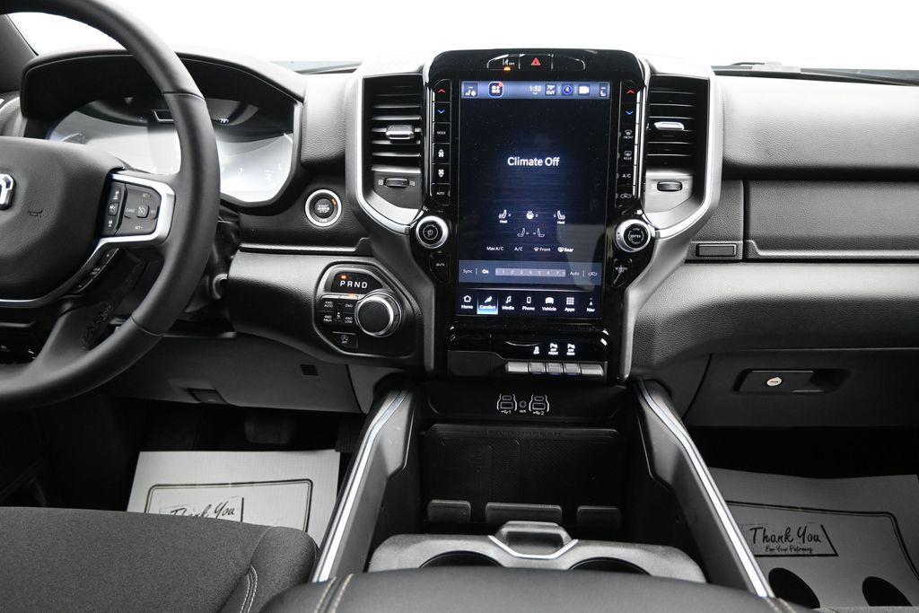 صورة مصغرة 18 لـ 2025 RAM 1500 BIG HORN/LONE STAR