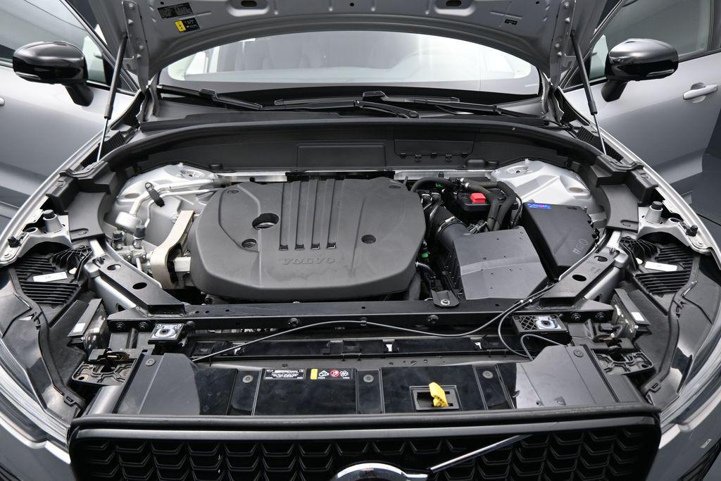 2023 Volvo XC60 B5 PLUS DARK THEME 缩略图 28