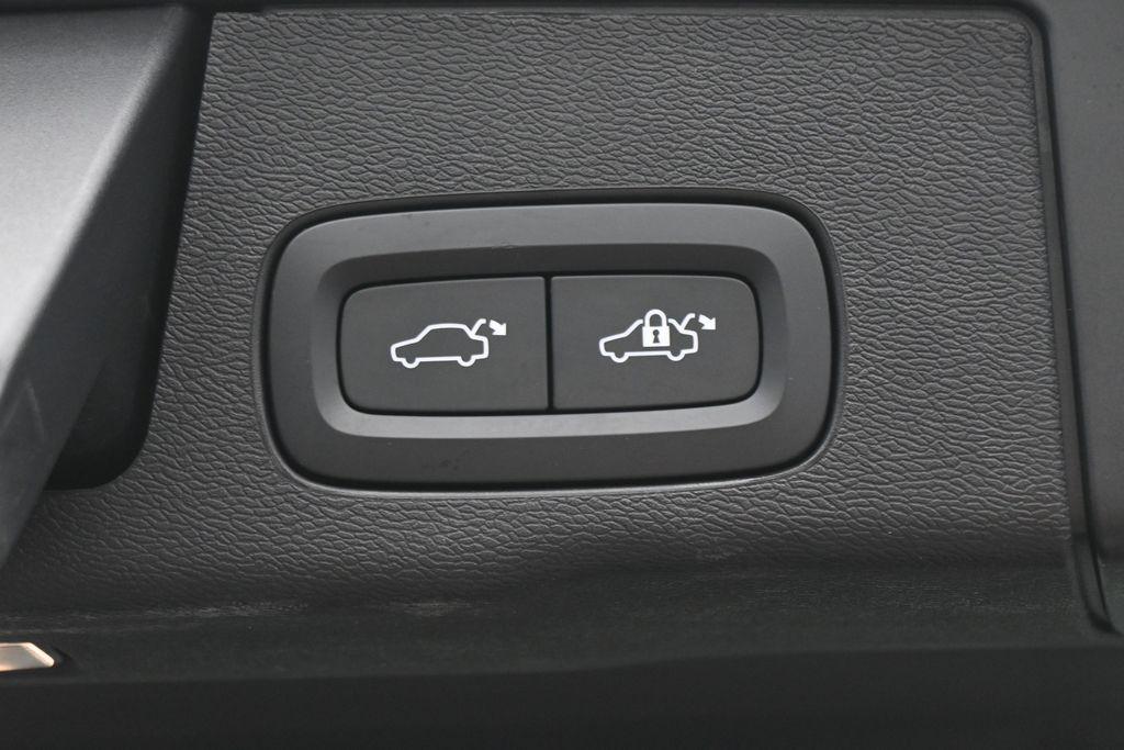 2023 Volvo XC60 B5 PLUS DARK THEME 缩略图 27