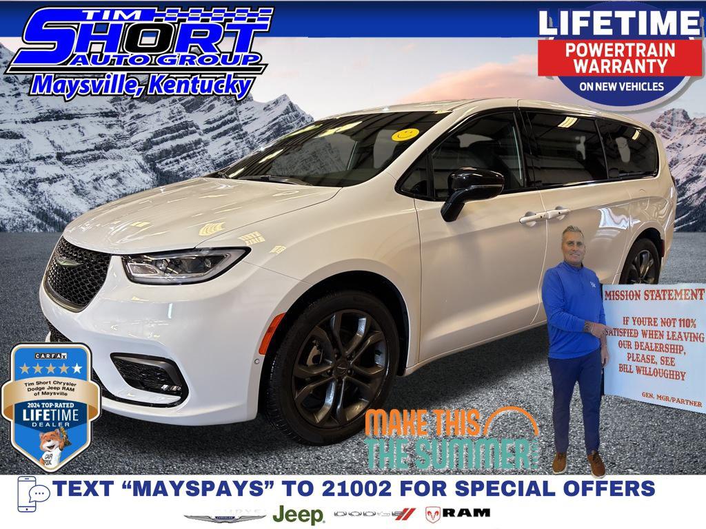 New 2026 Chrysler Pacifica L