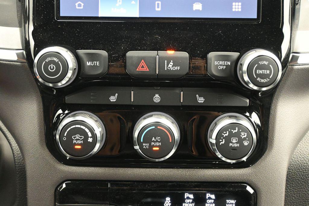 2026 RAM 1500 BIG HORN/LONE STAR — миниатюра 18