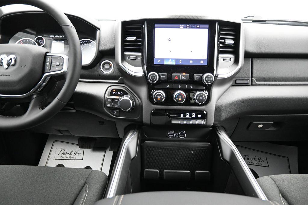 2026 RAM 1500 BIG HORN/LONE STAR — миниатюра 16