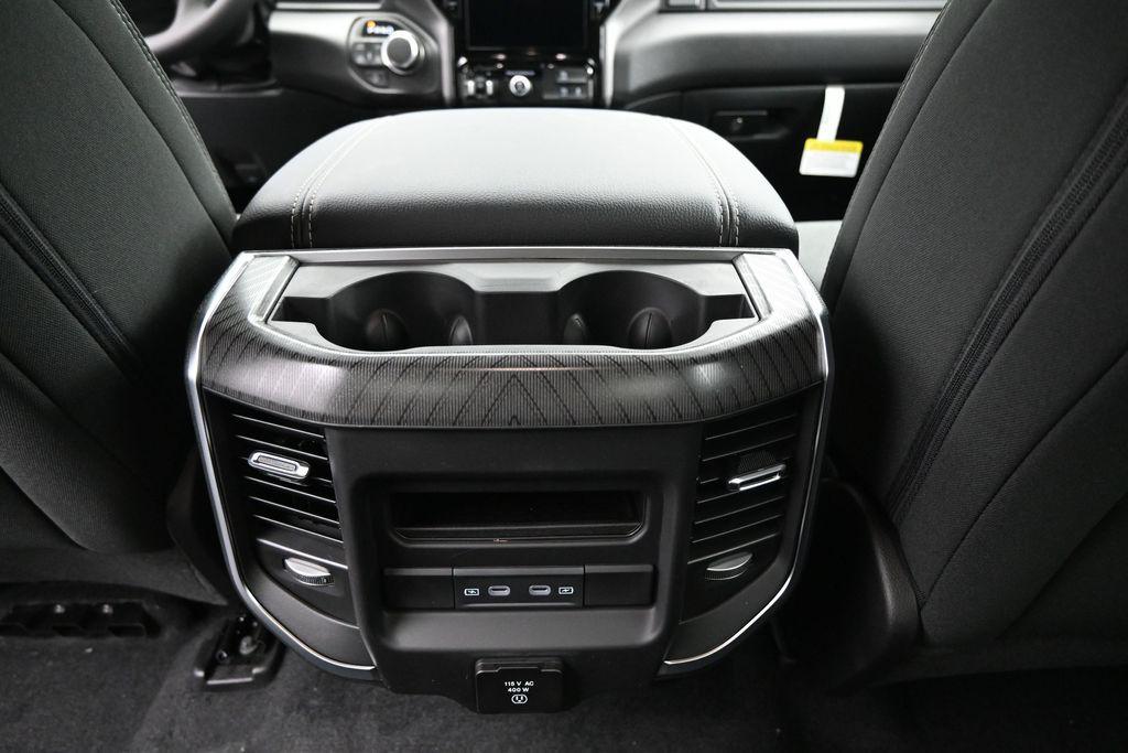 2026 RAM 1500 BIG HORN/LONE STAR — миниатюра 26