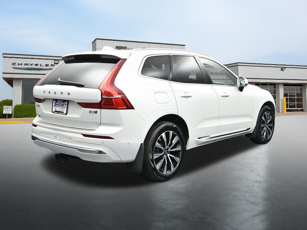 صورة 5 لـ 2023 Volvo XC60 B5 PLUS BRIGHT THEME