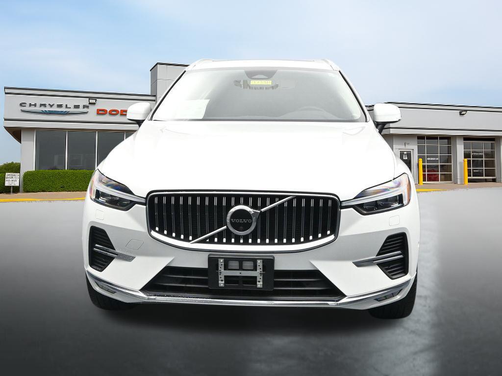صورة 8 لـ 2023 Volvo XC60 B5 PLUS BRIGHT THEME
