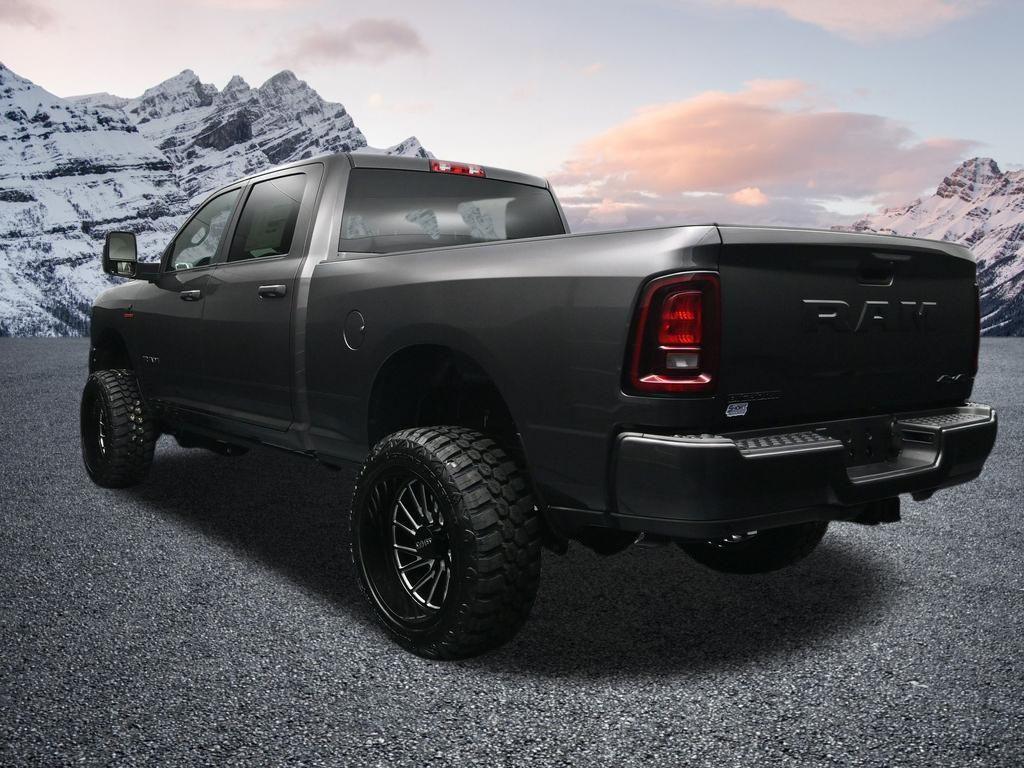 صورة 3 لـ 2026 RAM 3500 BIG HORN CREW CAB 4X4 6'4' BOX