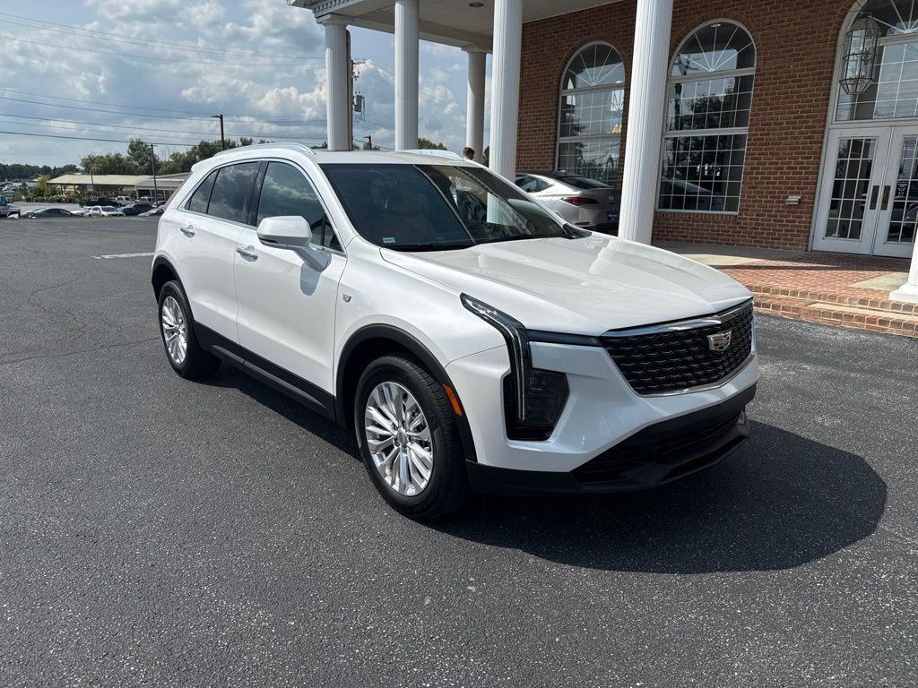 صورة 8 لـ 2024 Cadillac XT4 LUXURY