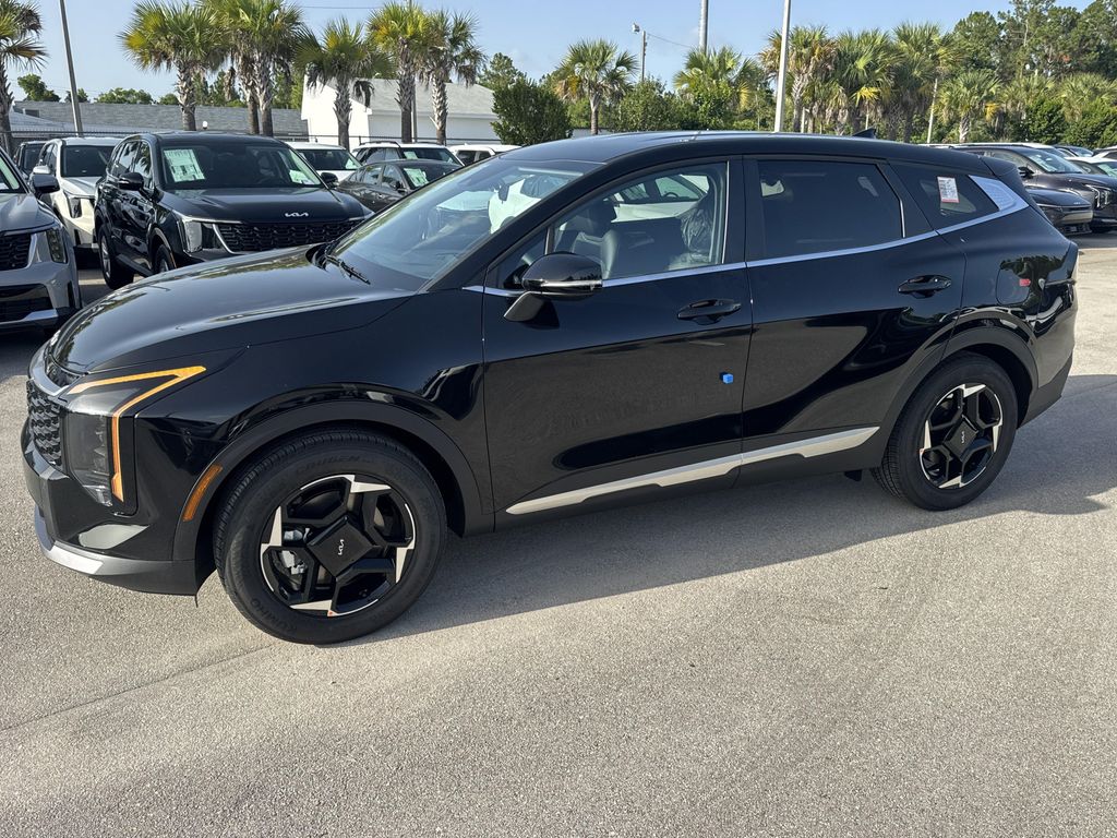 New 2026 Kia Sportage EX