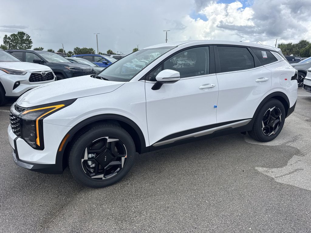 New 2027 Kia Sportage EX