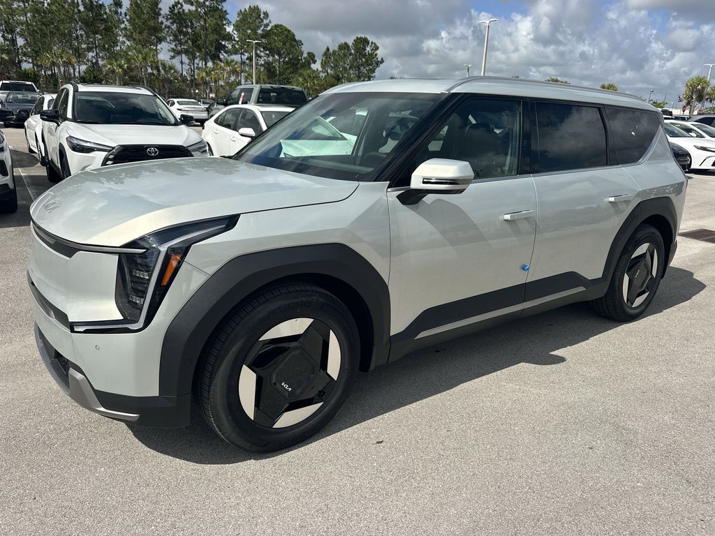 New 2026 Kia EV9 Wind