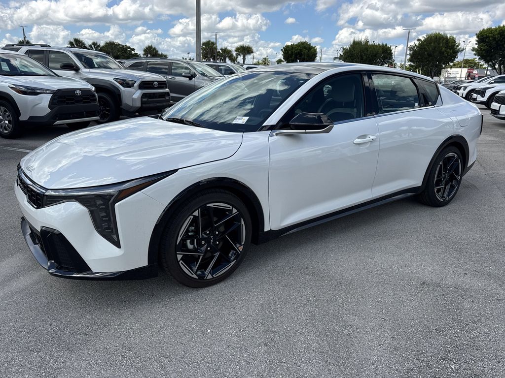 New 2026 Kia K4 GT-Line