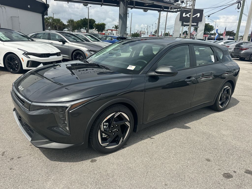 New 2026 Kia K4 EX