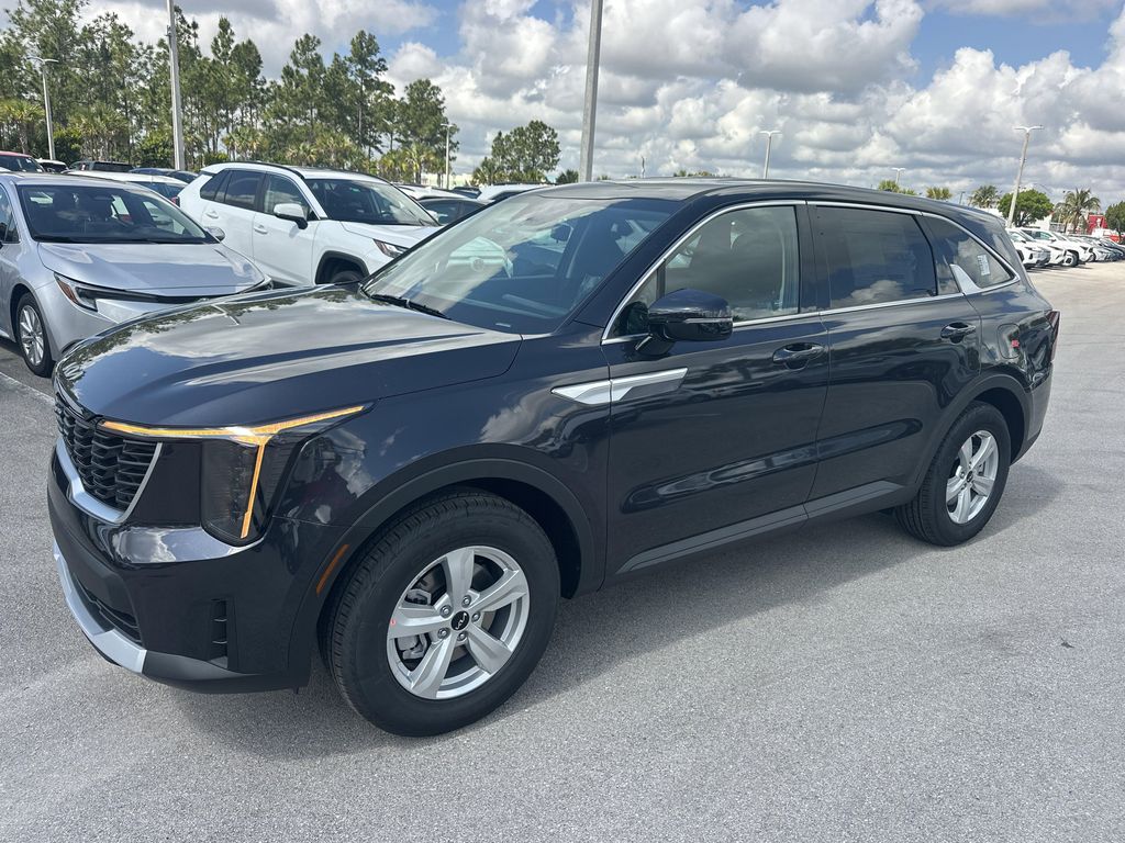 New 2026 Kia Sorento LX