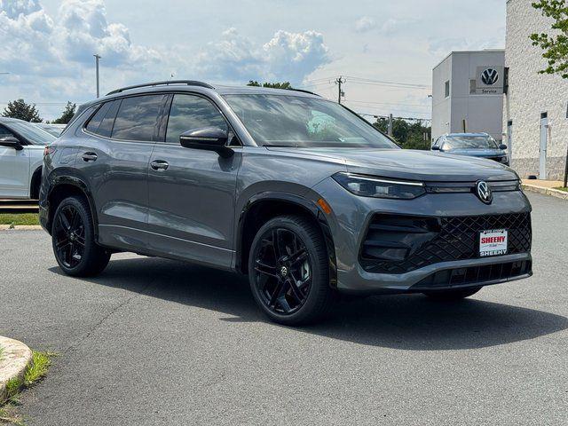 New 2026 Volkswagen Tiguan 2.0T SE R-Line Black 4MOTION