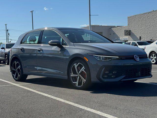 New 2026 Volkswagen Golf GTI 2.0T SE DSG