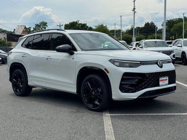 New 2026 Volkswagen Tiguan 2.0T SE R-Line Black 4MOTION