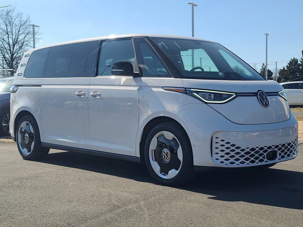 New 2025 Volkswagen ID. Buzz Pro S