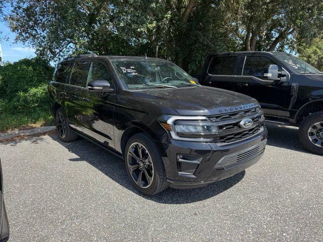 صورة 2 لـ 2023 FORD EXPEDITION LIMITED