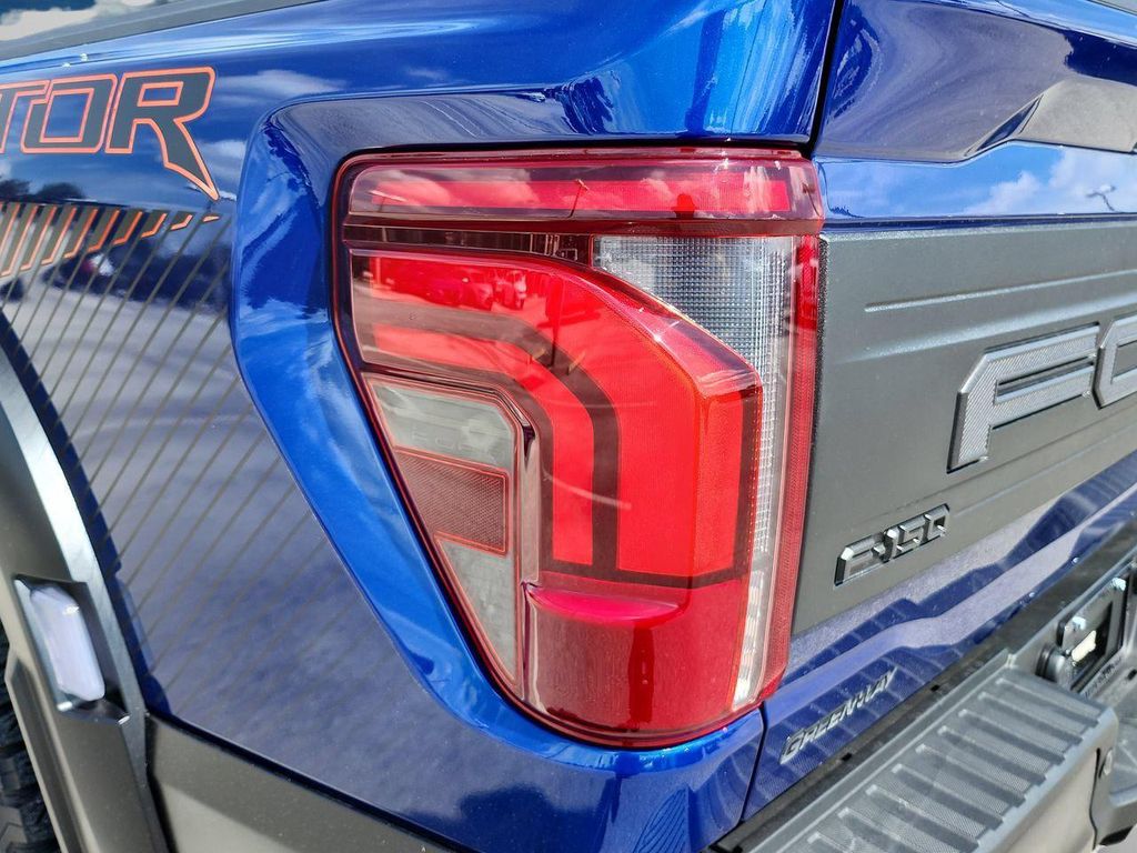 2026 FORD F-150 RAPTOR 缩略图 8