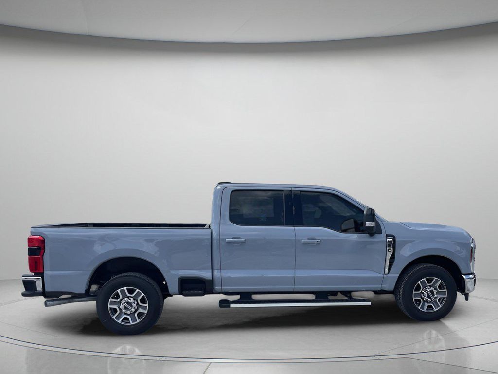 صورة مصغرة 2 لـ 2026 FORD F-250 LARIAT