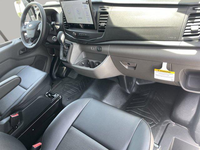 صورة مصغرة 11 لـ 2026 FORD TRANSIT-150 BASE