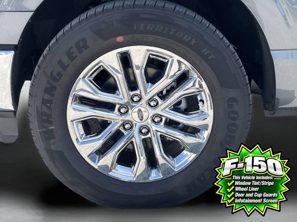 صورة مصغرة 32 لـ 2026 FORD F-150 XLT