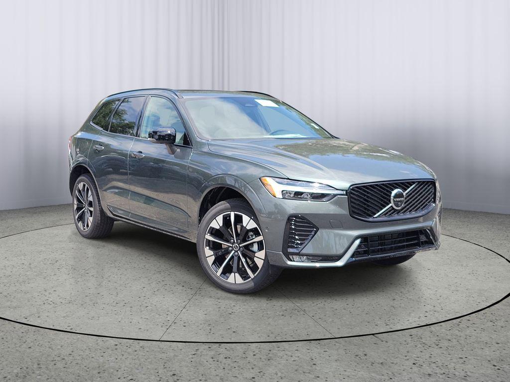 New 2026 Volvo XC60 B5 Plus