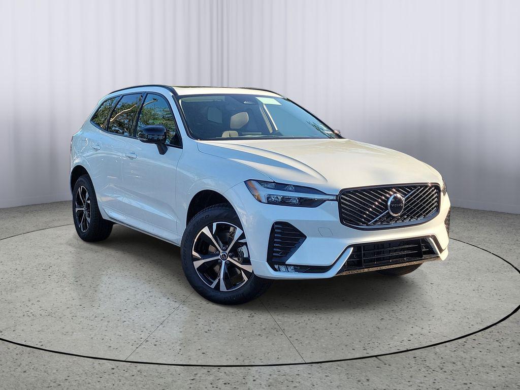 New 2026 Volvo XC60 B5 Core