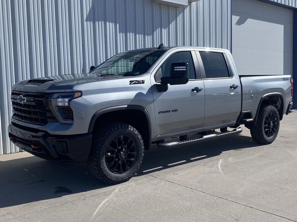 New 2026 Chevrolet Silverado 2500 LT