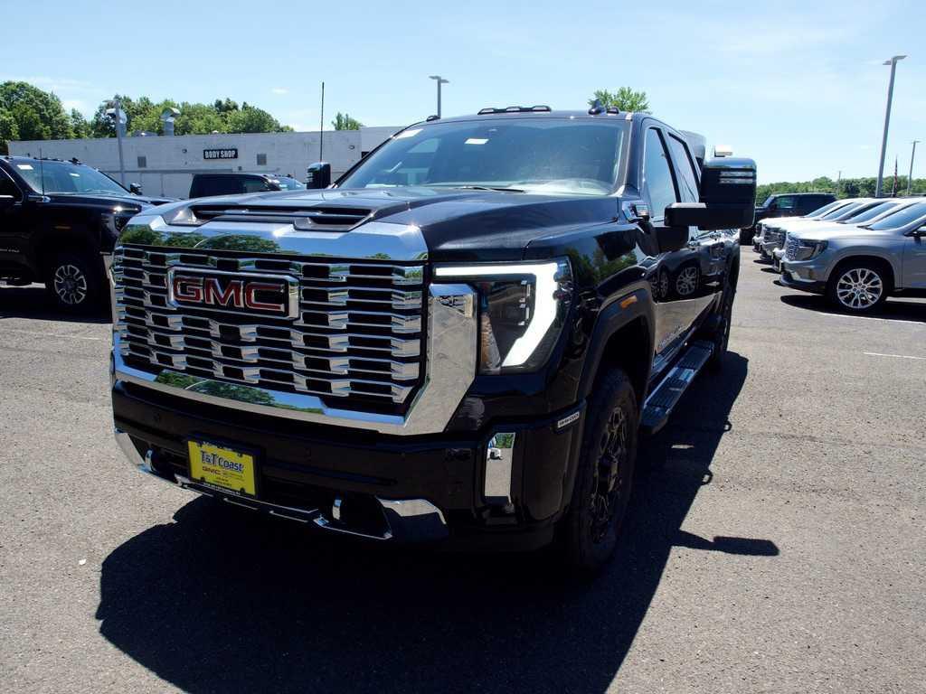 New 2026 GMC Sierra 3500 Denali