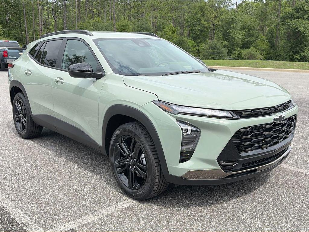 New 2026 Chevrolet Trax FWD ACTIV