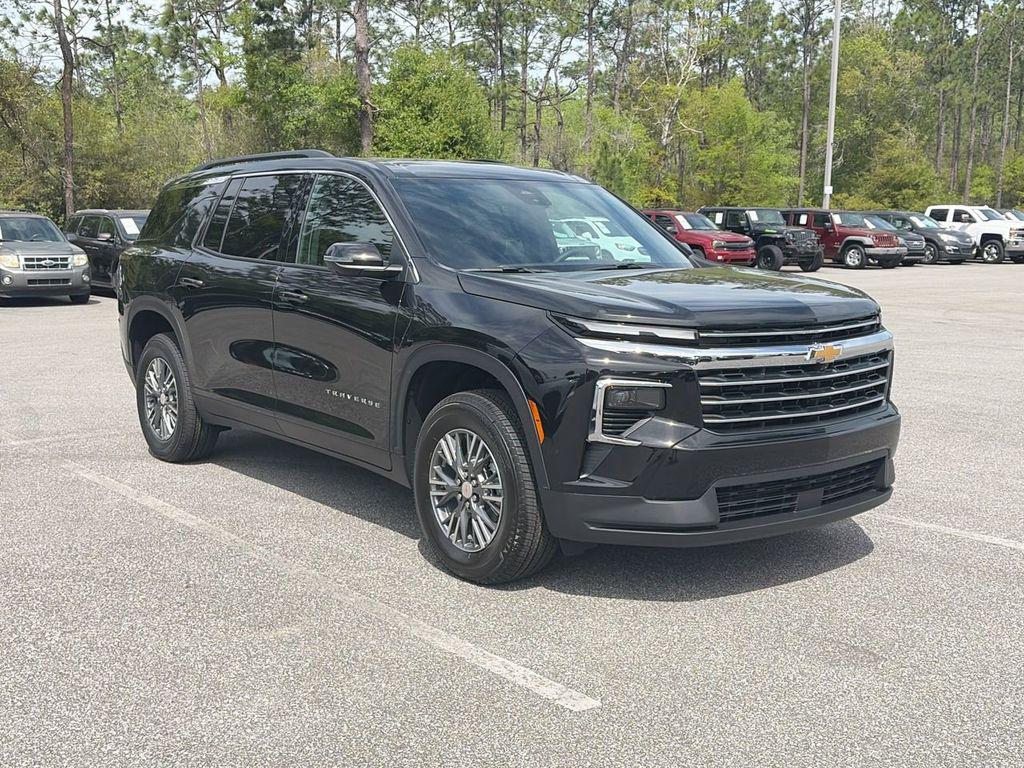 New 2026 Chevrolet Traverse LT
