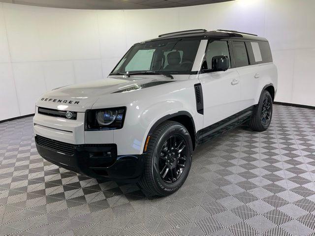 New 2026 Land Rover Defender P400 X-Dynamic SE