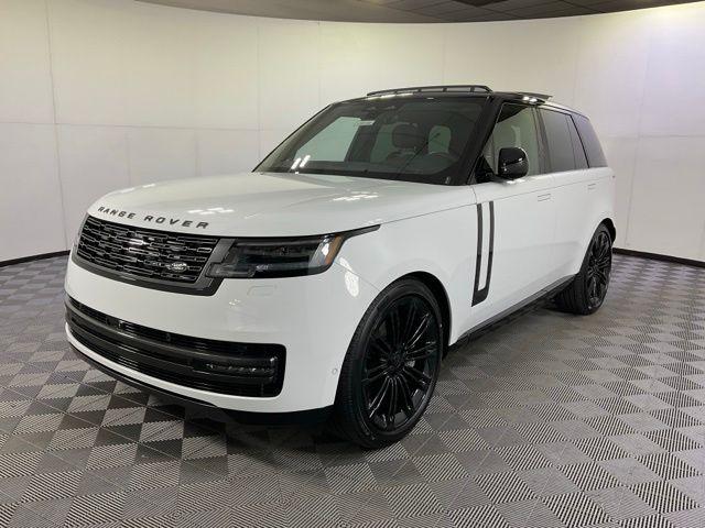 New 2026 Land Rover Range Rover P530 SE