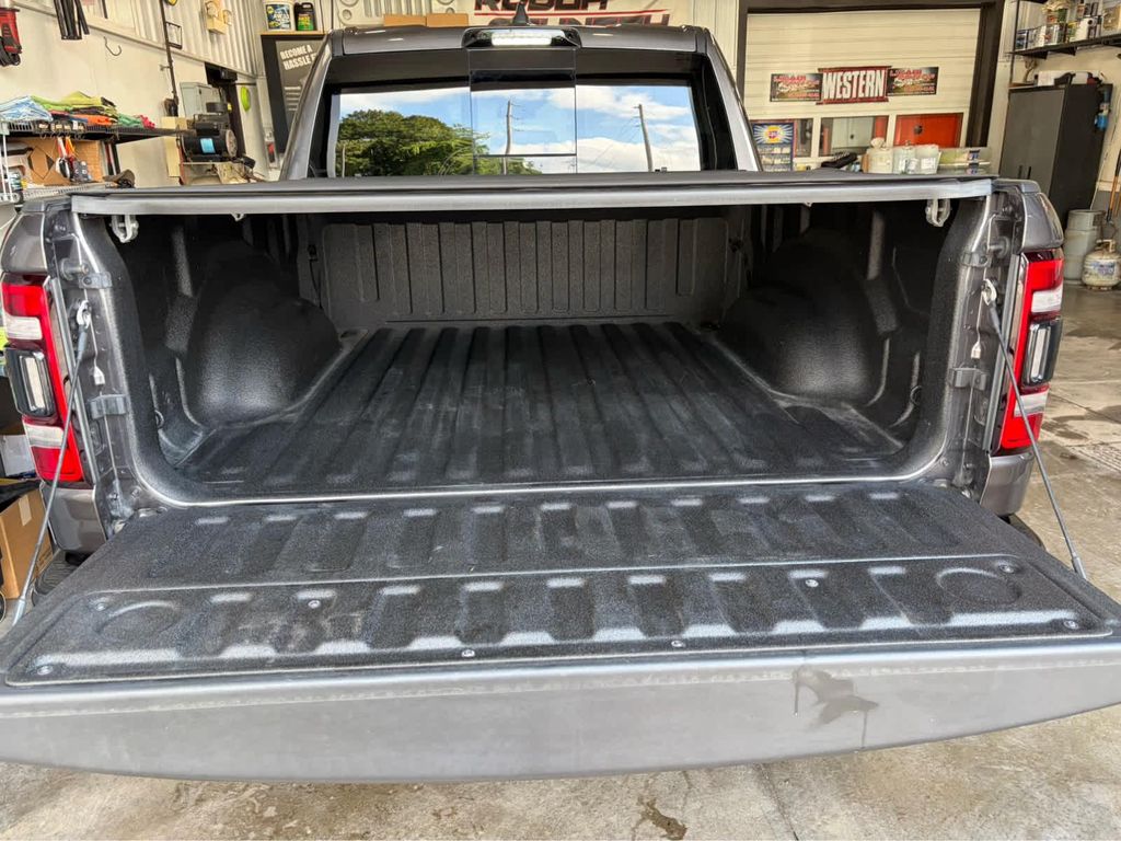 صورة مصغرة 37 لـ 2023 RAM 1500 LIMITED