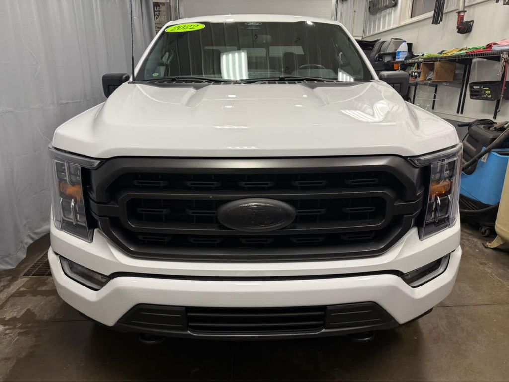 FORD F-150 XLT - 2