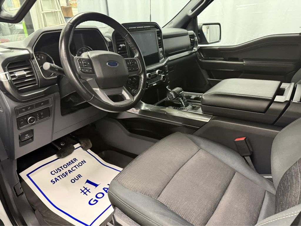 FORD F-150 XLT - 9