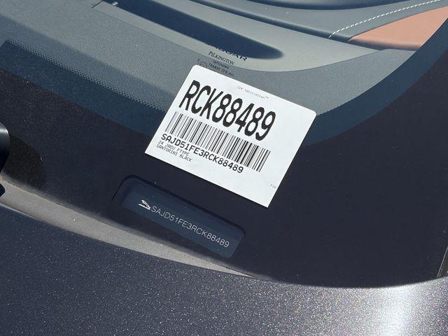 صورة 29 لـ 2024 Jaguar F-TYPE P575 R75