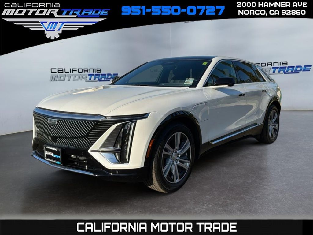2024 Cadillac Lyriq Tech