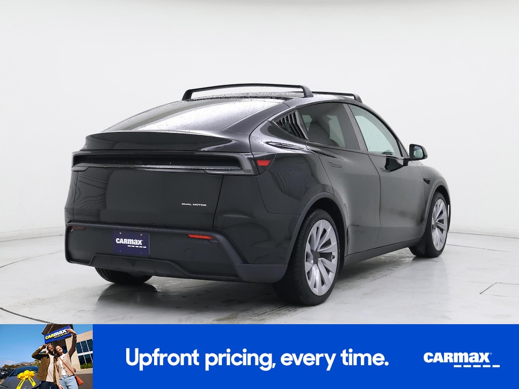 TESLA MODEL Y LONG RANGE - 10