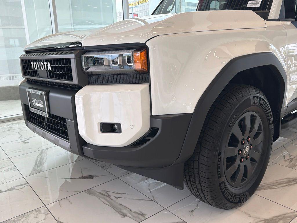 2027 Toyota LAND CRUISER BASE photo 3