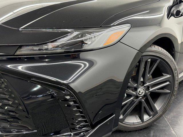 TOYOTA CAMRY - 4