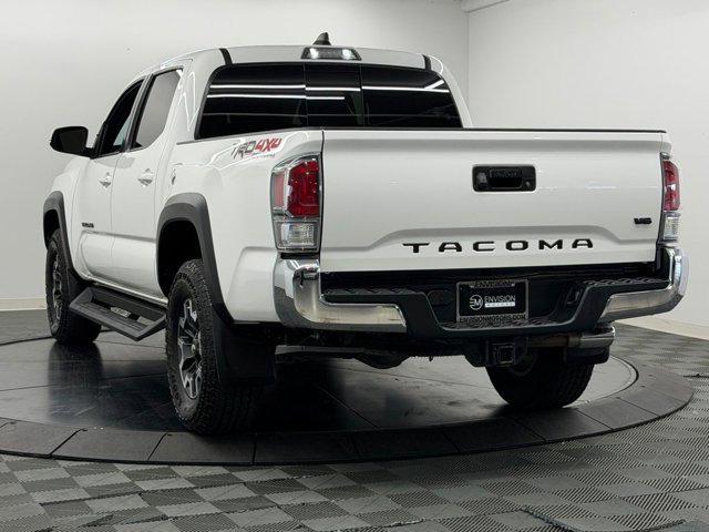 TOYOTA TACOMA - 10