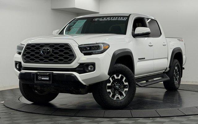 TOYOTA TACOMA - 2