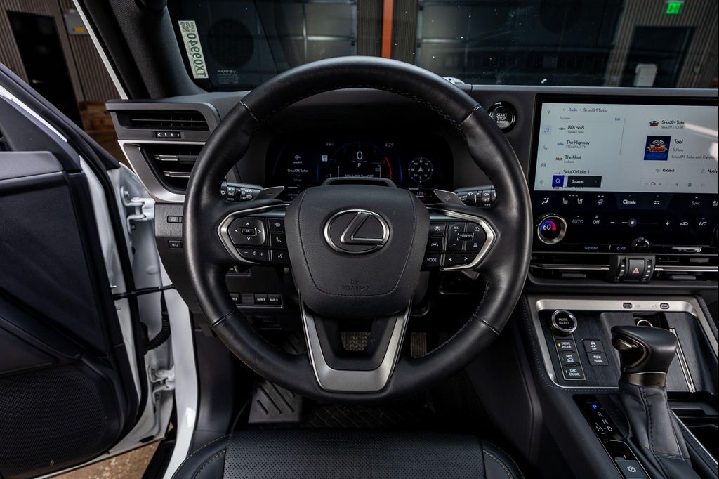 2025 Lexus GX 550 OVERTRAIL 缩略图 18